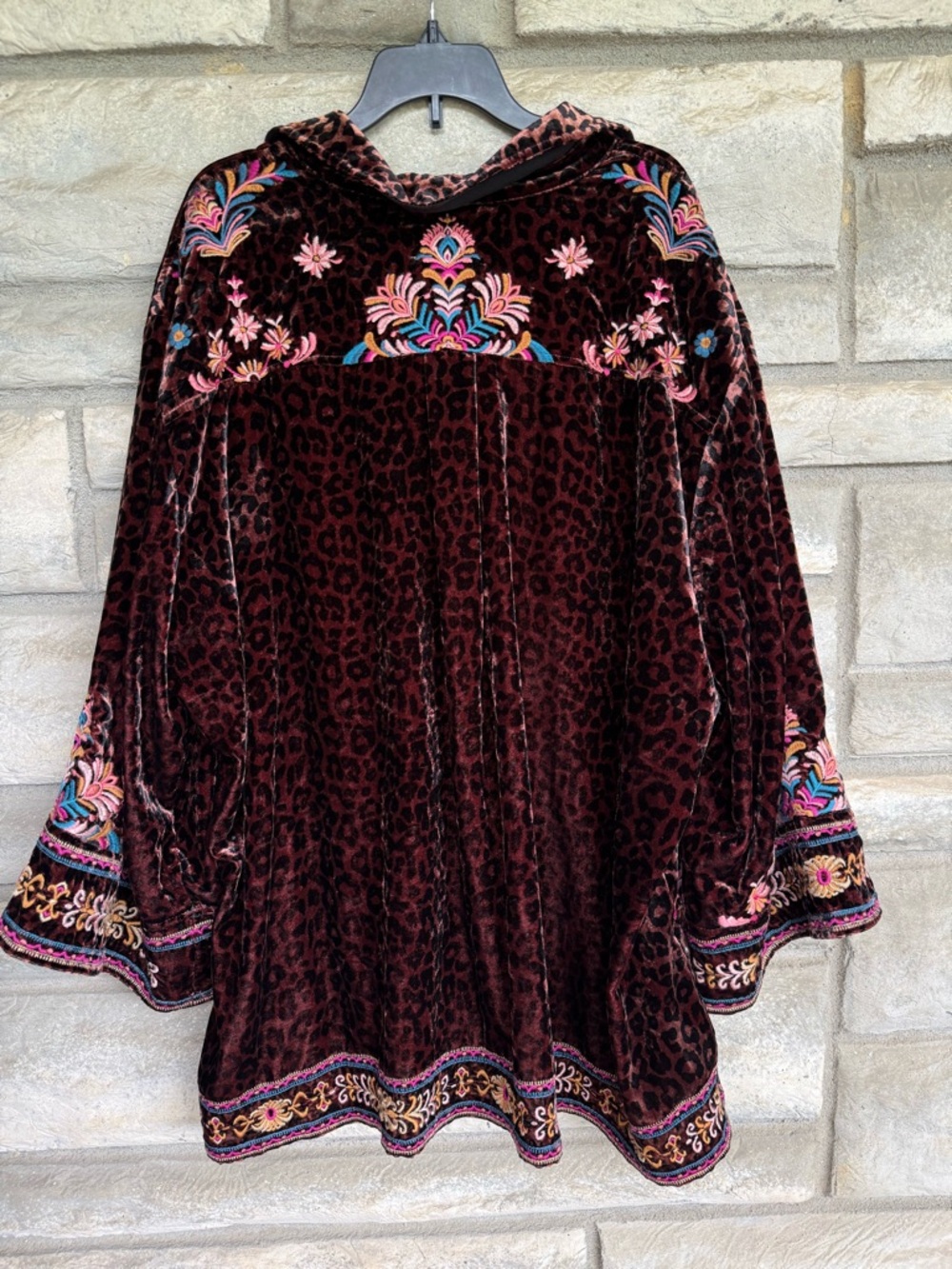 Johnny Was XXL Brandi Embroidered Kimono Sleeve Shirt Misty Leopard Velvet NWT - Picture 6 of 6
